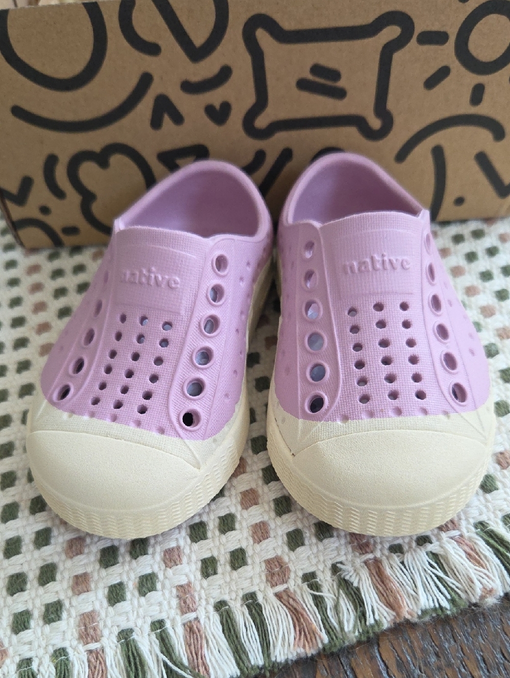 NIB INFANT/ TODDLER NATIVE BRAND SHOES